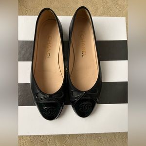 Chanel Ballerina Flats Patent Cap Toe